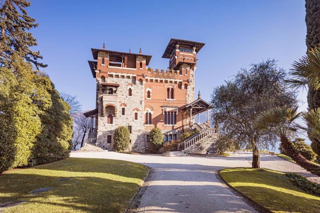Villa Gaeta luxury apartment sleeps 8 guests photo 1