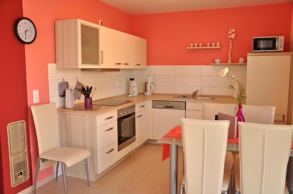 Ferienhaus Müritzsonne / EG-Appartement photo 1