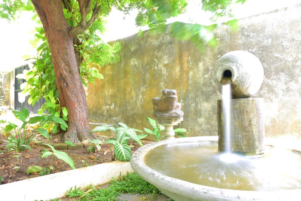 Lotus Heritage Homagama photo 2