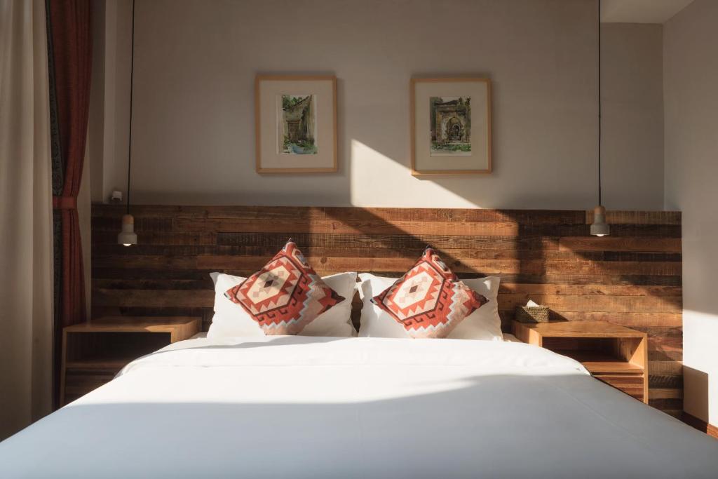 Двухместный (Double Room with Old Street View), Ron Inn Xingping Hepan Xiaozhu