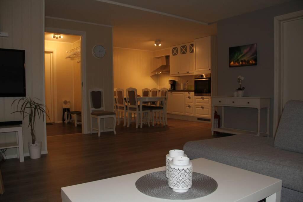 Best of Lyngen panorama apartment photo 1