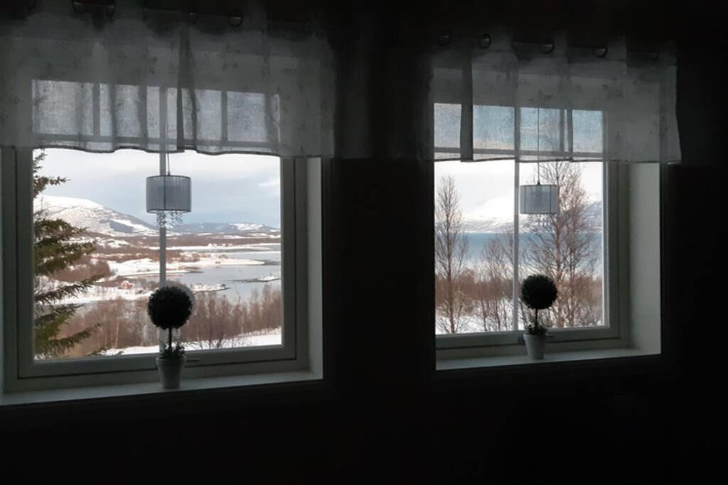 Best of Lyngen panorama apartment photo 2