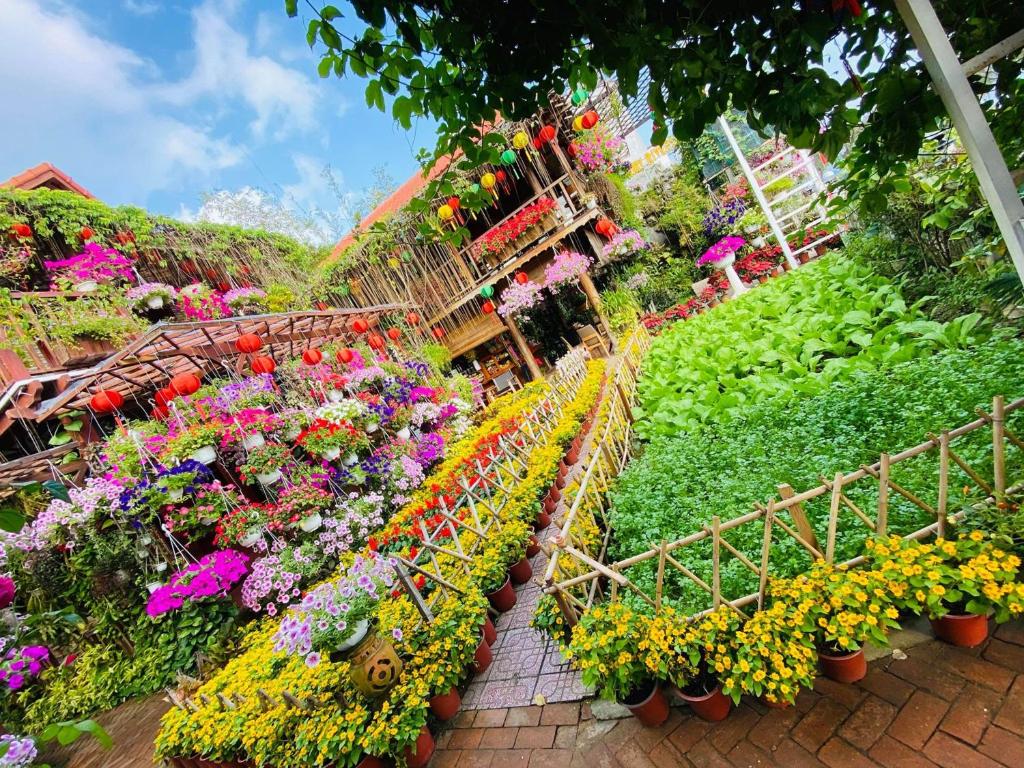 Khamy Riverside Resort