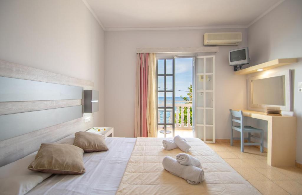 Agoulos Beach Hotel photo 4
