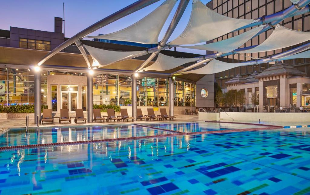Holiday Inn Kuwait Al Thuraya City, an IHG Hotel photo 1