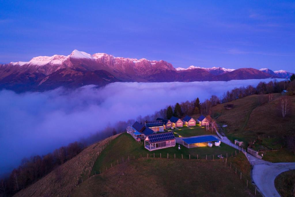 Nebesa Chalets photo 2