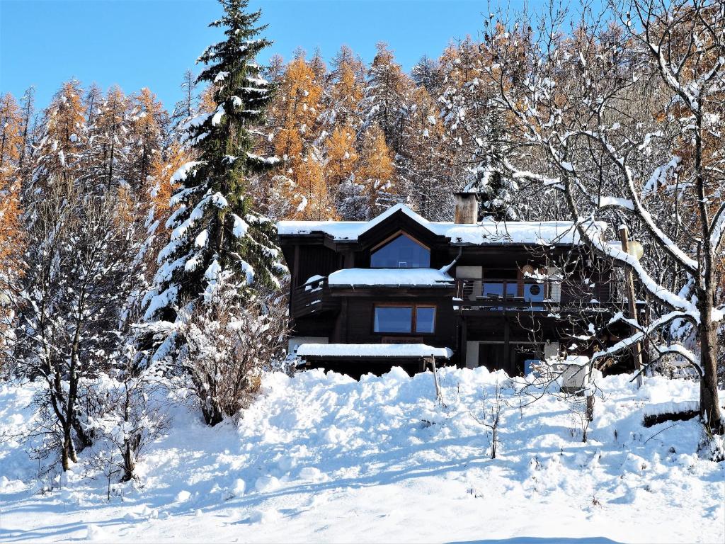 La Sauvagine B&B Skis aux pieds photo 3