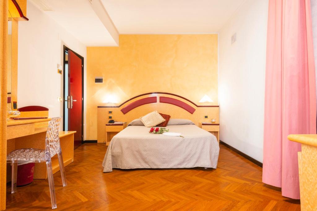 Hotel Regent photo 2