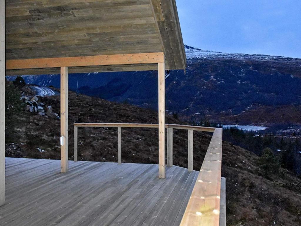 Holiday home Lyngstad photo 2