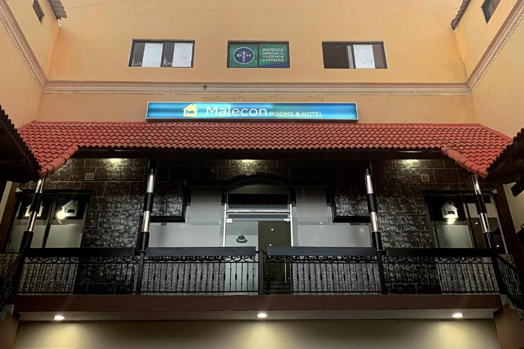 Malecon Premium Rooms & Hotel photo 4