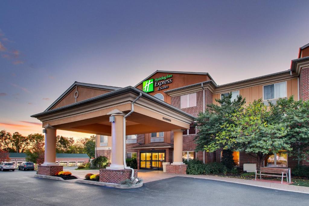 Holiday Inn Express Hotel & Suites Lancaster-Lititz, an IHG Hotel image