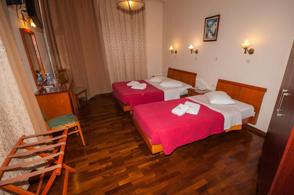 Четырехместный (Четырехместный номер), Cecil Hotel