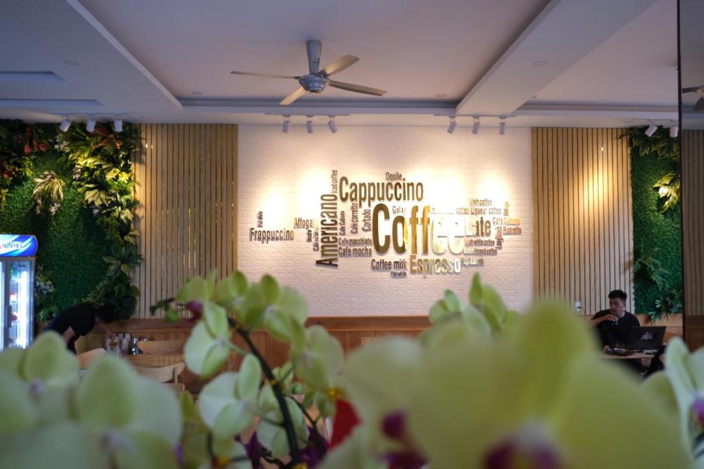 Khách sạn Hiệp Thạnh