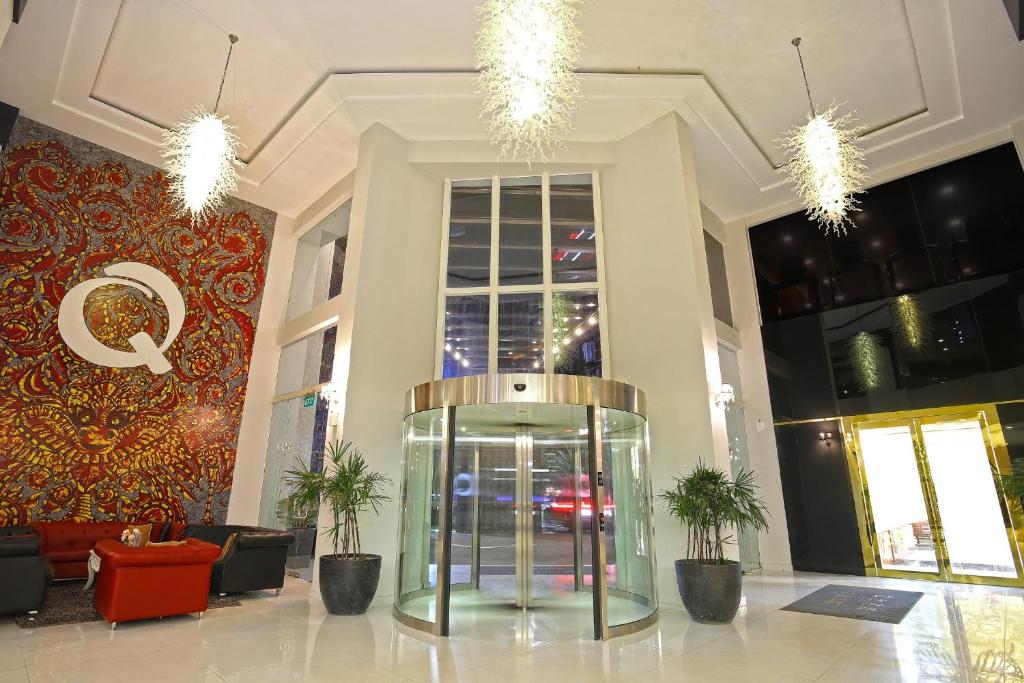 Queenco Hotel & Casino photo 1