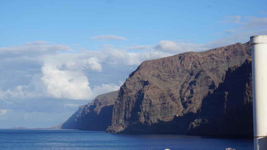 Teneryfa Los Gigantes photo 1