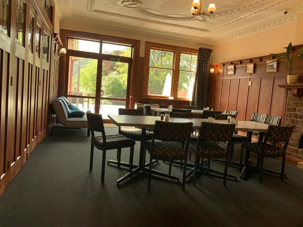 Beaumont Hotel and Holiday Park photo 4