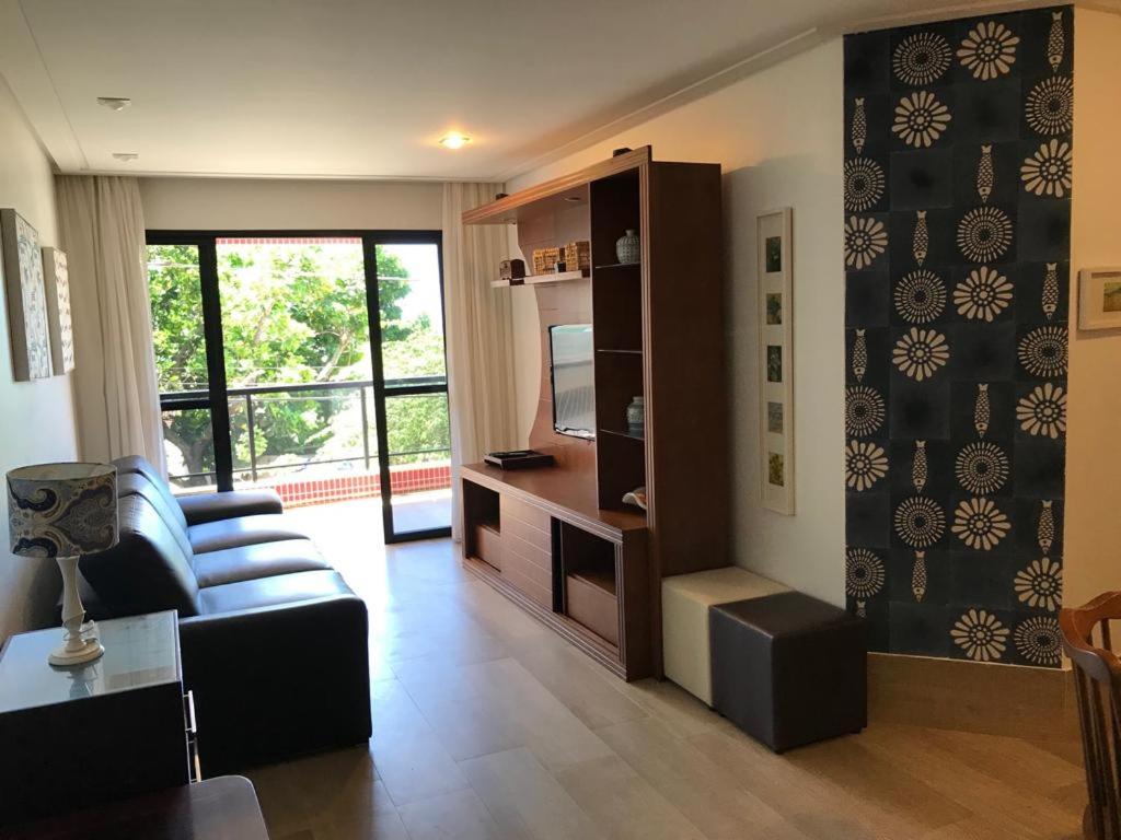 Apartamento com área externa na Bacutia - uma quadra do mar photo 4