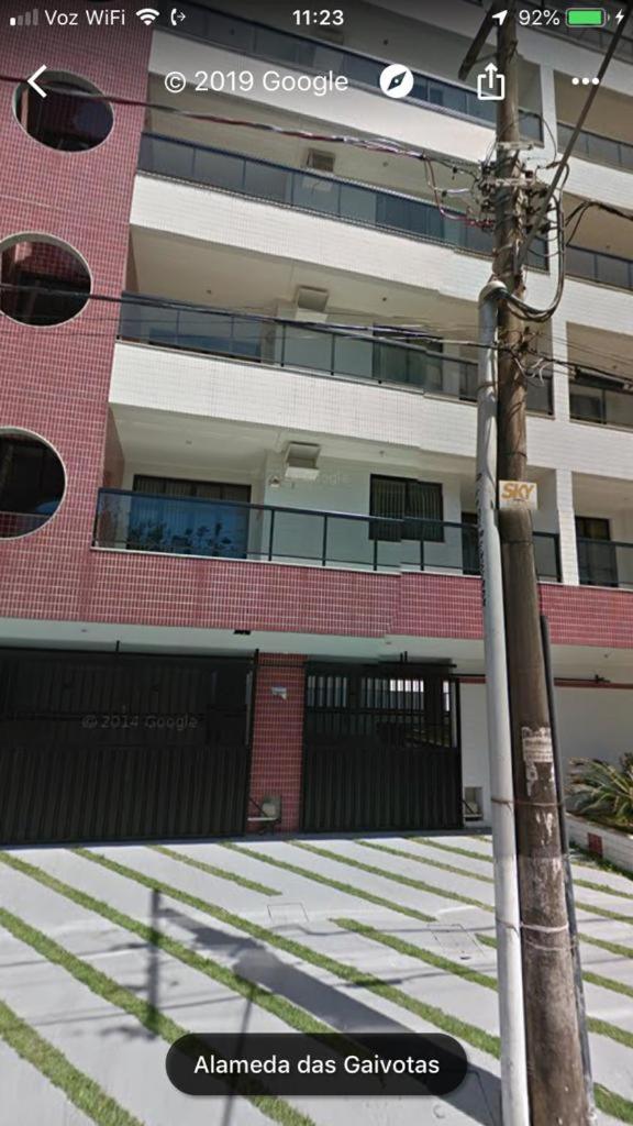 Apartamento com área externa na Bacutia - uma quadra do mar photo 1