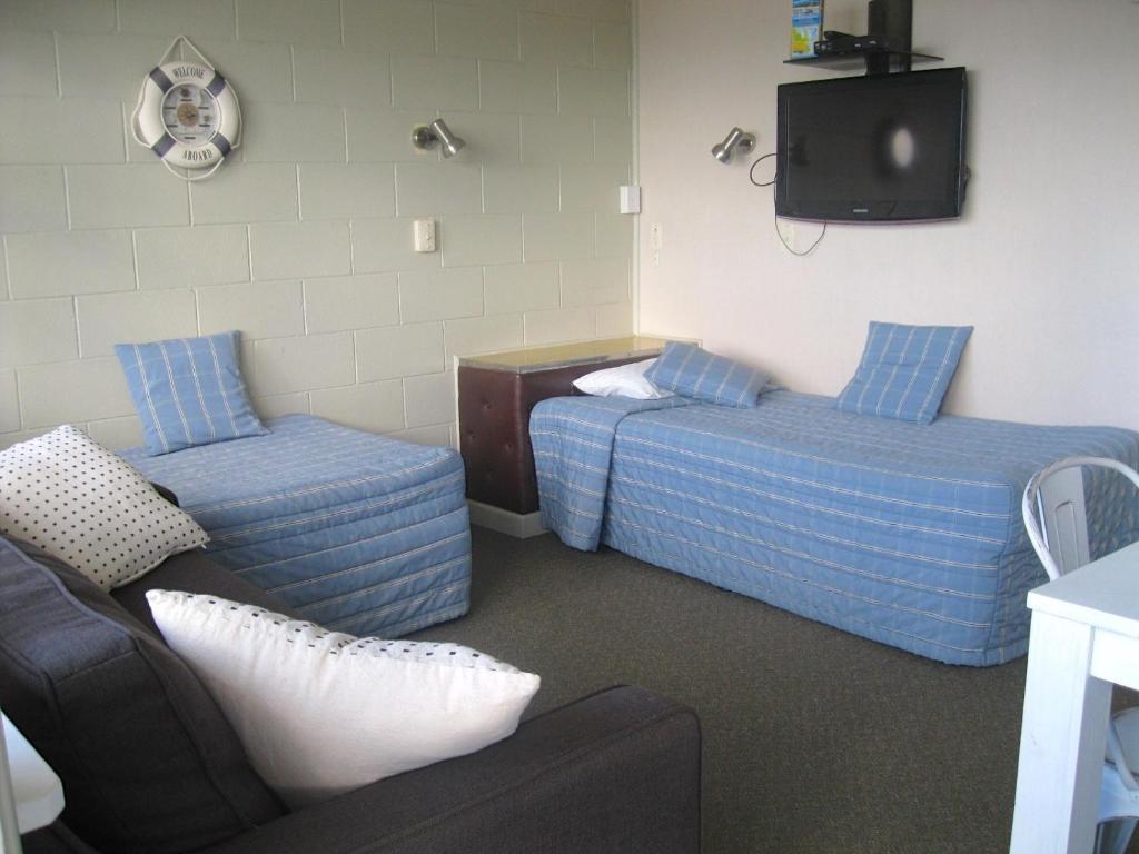 Flaxmill Bay Motel Unit 3 - Flaxmill Bay photo 3