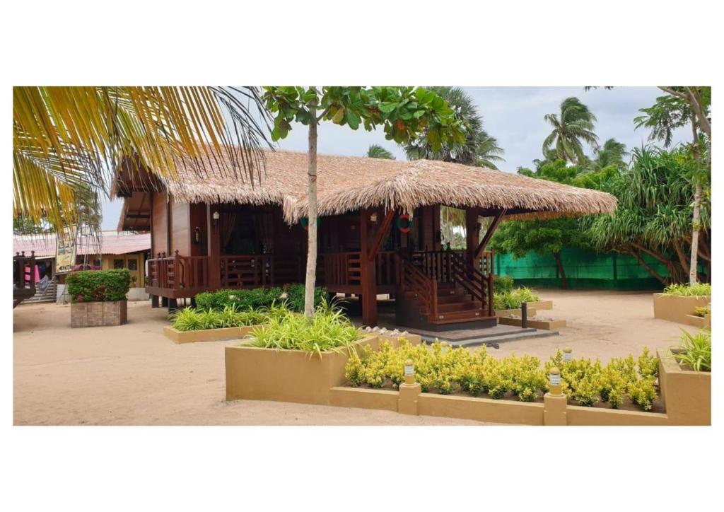 Четырехместный (Четырехместный номер «Премиум»), Nilaveli Beach Resort