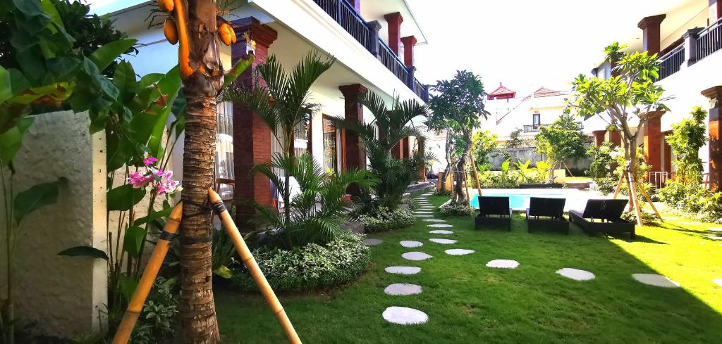 Двухместный (Номер Делюкс с кроватью размера «queen-size»), Santi HomeStay