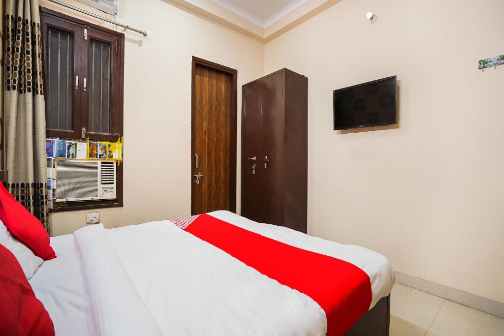 Трехместный (Классический трехместный номер), OYO 68637 Deepak Residency