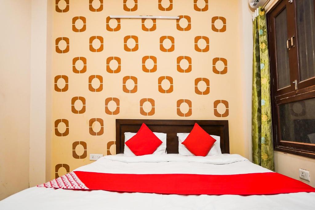 Трехместный (Классический трехместный номер), OYO 68637 Deepak Residency