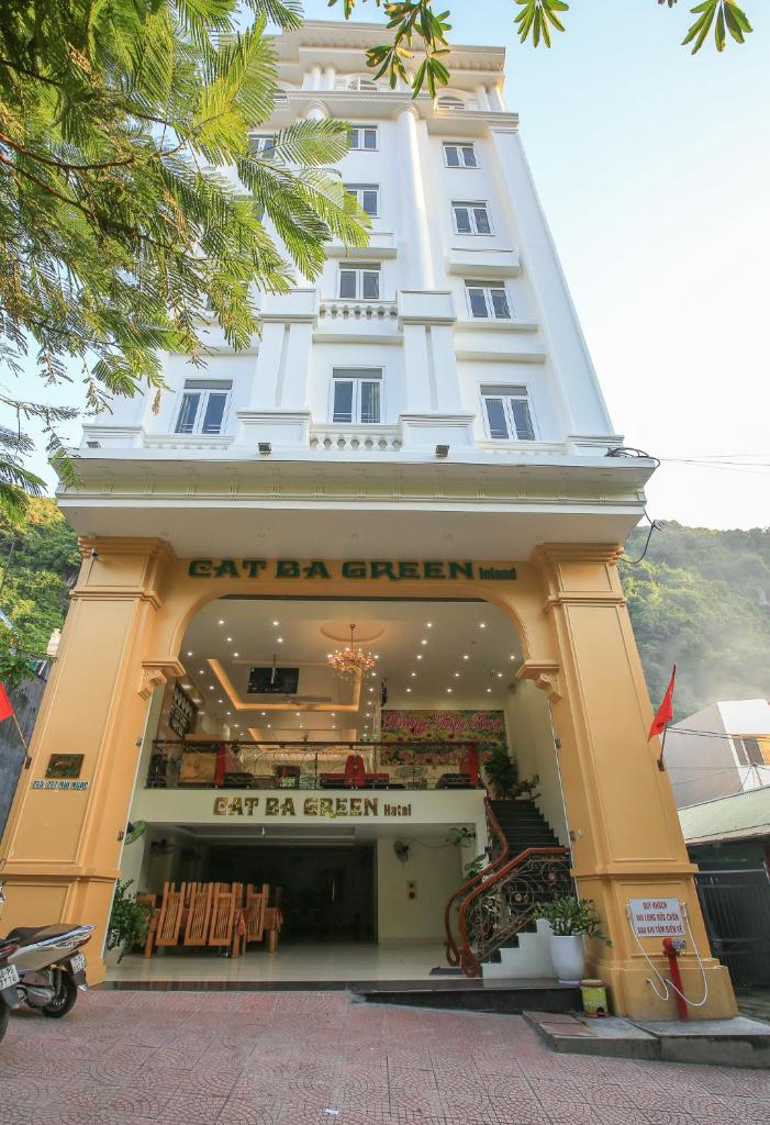 Двухместный (Двухместный номер с 2 отдельными кроватями и окном), Cat Ba Green Hotel
