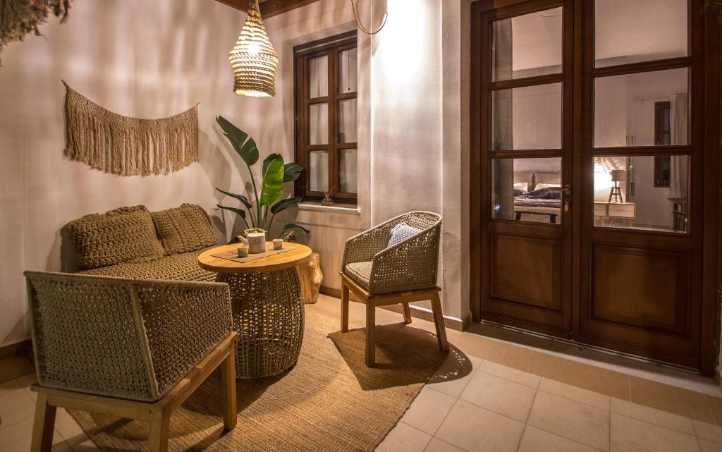 Syros Wellness Luxury Suites photo 1