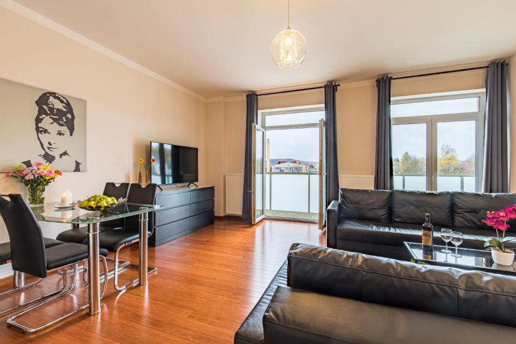 Апартаменты (Апартаменты с 1 спальней и балконом), Rezidence Moser Apartments