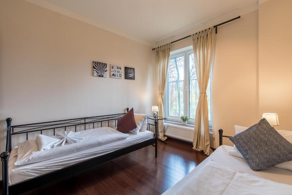 Апартаменты (Улучшенные апартаменты с 2 спальнями), Rezidence Moser Apartments