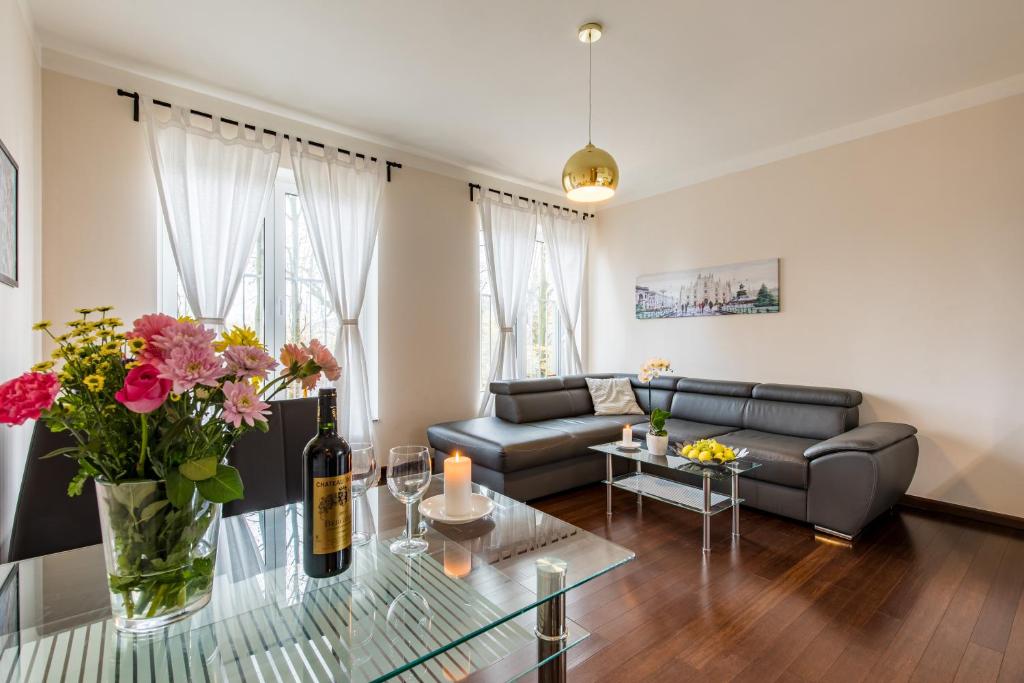 Апартаменты (Улучшенные апартаменты с 2 спальнями), Rezidence Moser Apartments
