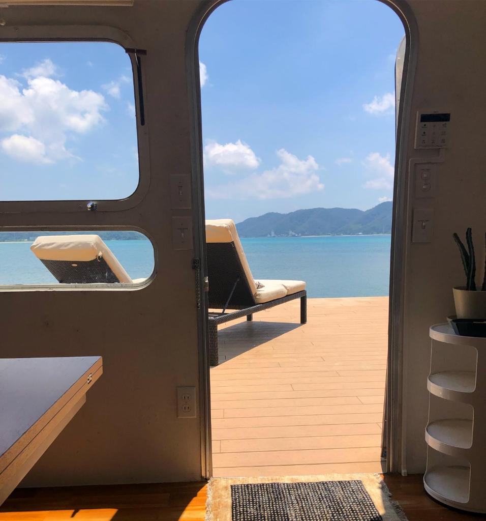 Holly Camp Airstream Villa Amami photo 4