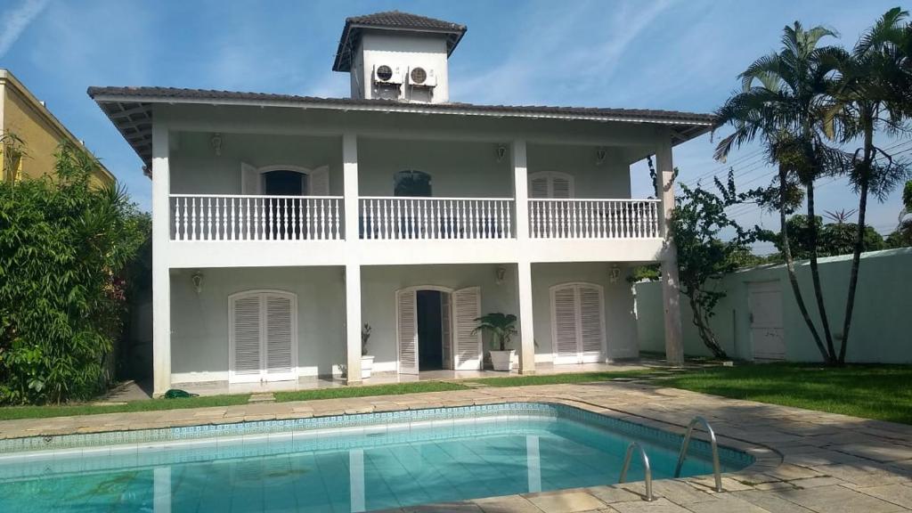 Casa Eventos e Temporada com 4 suites, piscina, churrasqueira, Wi-Fi, Ar Condicionado - Proximo Praia Mar Casado e Pernambuco - Guaruja - photo 1