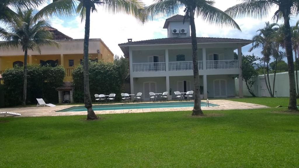 Casa Eventos e Temporada com 4 suites, piscina, churrasqueira, Wi-Fi, Ar Condicionado - Proximo Praia Mar Casado e Pernambuco - Guaruja - photo 2