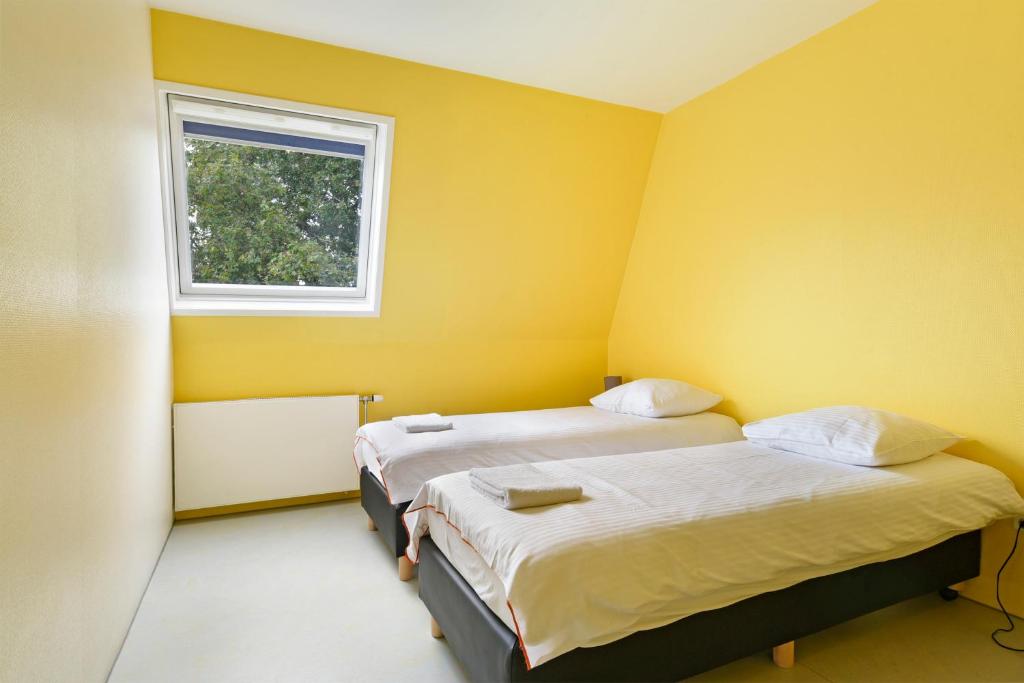 Двухместный (Двухместный номер Делюкс с 2 отдельными кроватями), Hans Brinker Hostel Amsterdam