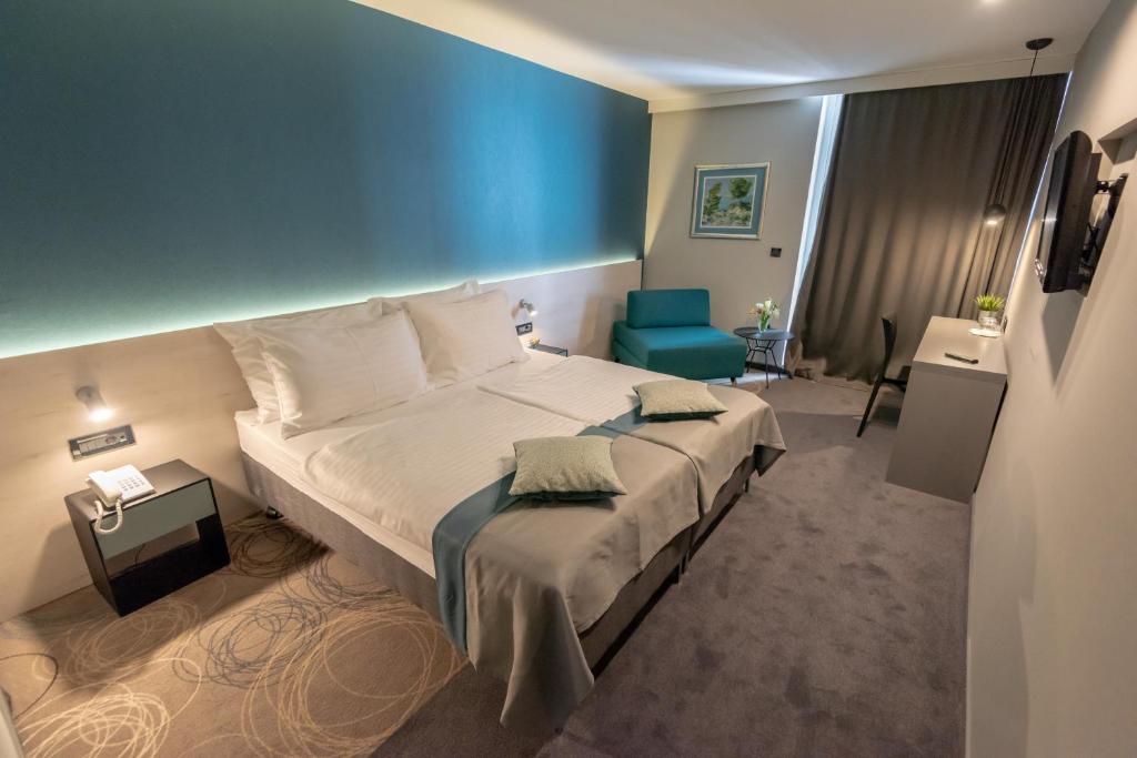 Hotel Kolovare photo 3