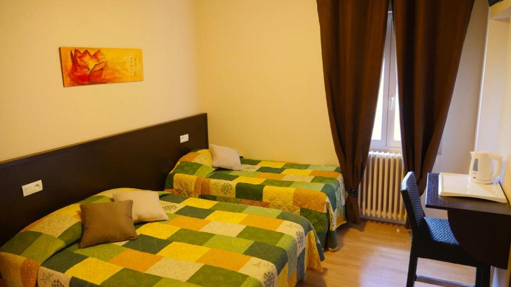 HOTEL Restaurant LE CALDERO photo 1