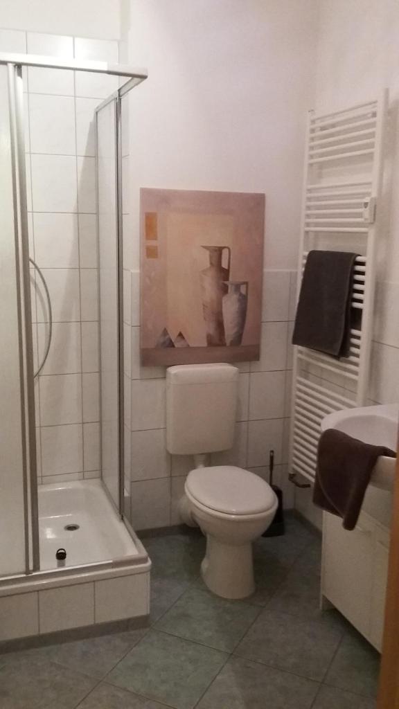 1-Raum Wohnung Eiche photo 2