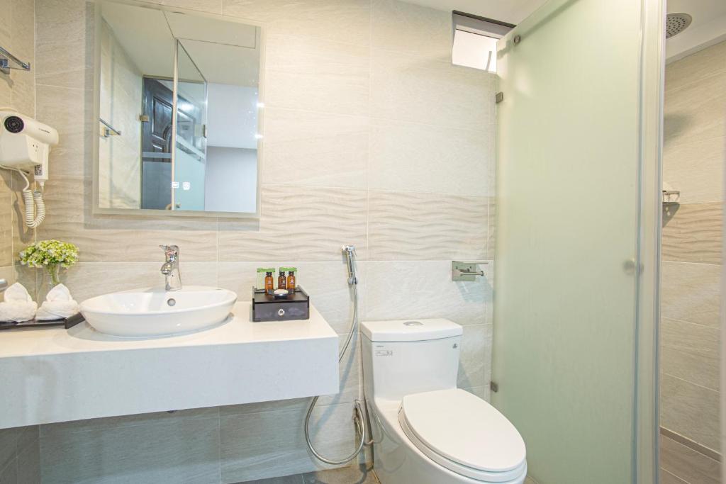 Студио (Номер-студио с видом на город), Bridge Lakeside Hotel Hanoi