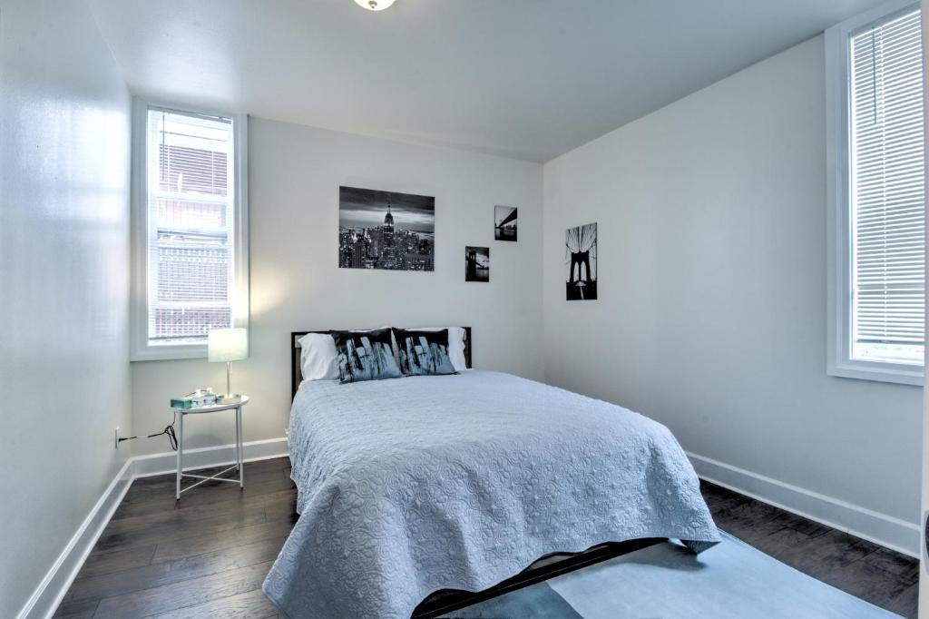 Hosteeva Capitol Hill 2BR Apt - 7 Walking Distance to Dining photo 4
