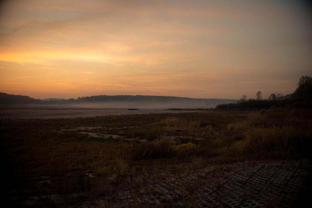 Domek w lesie nad zalewem photo 4