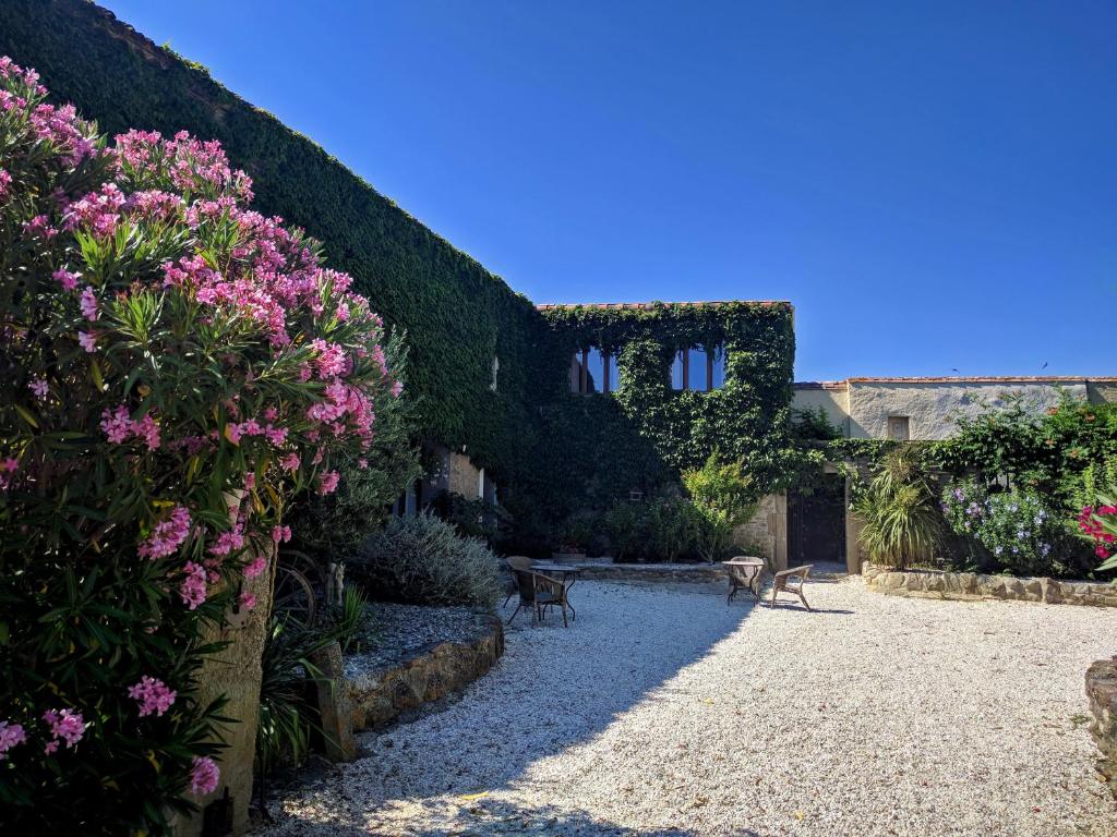 Domaine de Palats photo 2