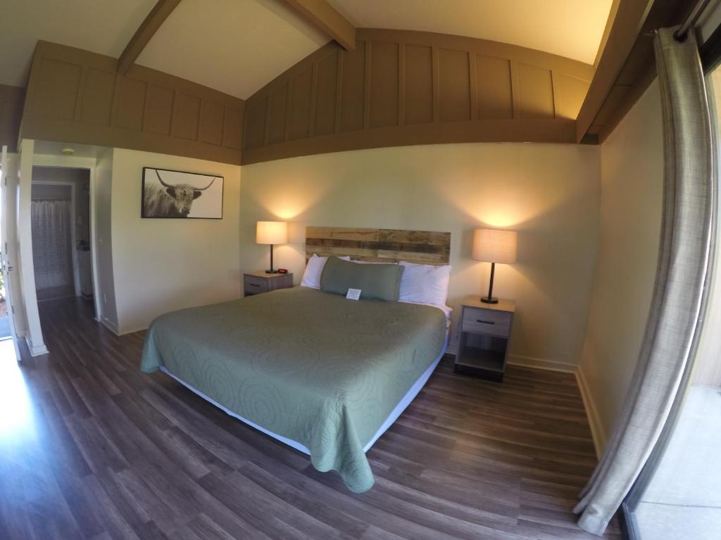 Ridgemark Golf Club & Resort image