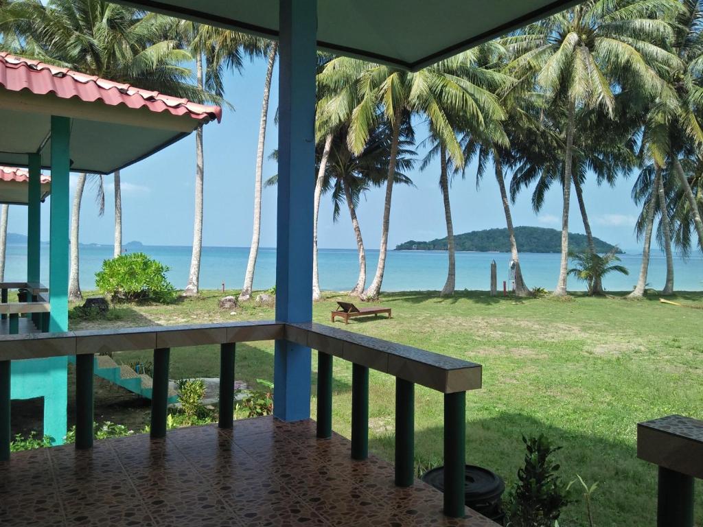 Happy Days Resort photo 2