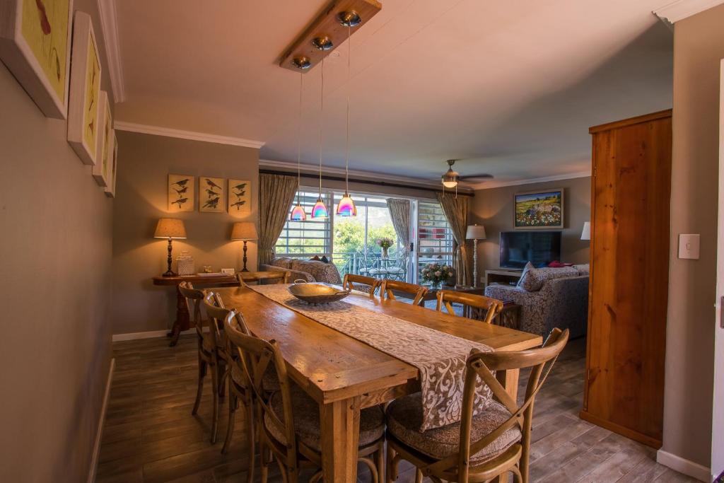dk villas 1 Harbour View Hout Bay photo 2