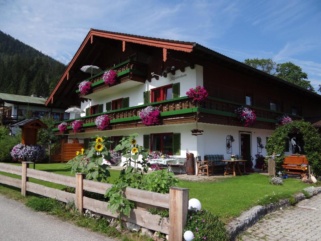 Hotel - Pension Alpenstern photo 2