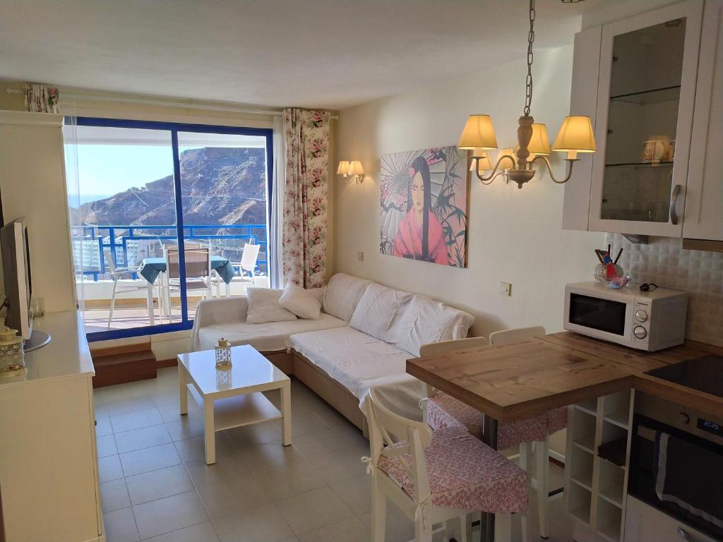 Ocean view apartment in Taurito, Mogan - Top Floor photo 2