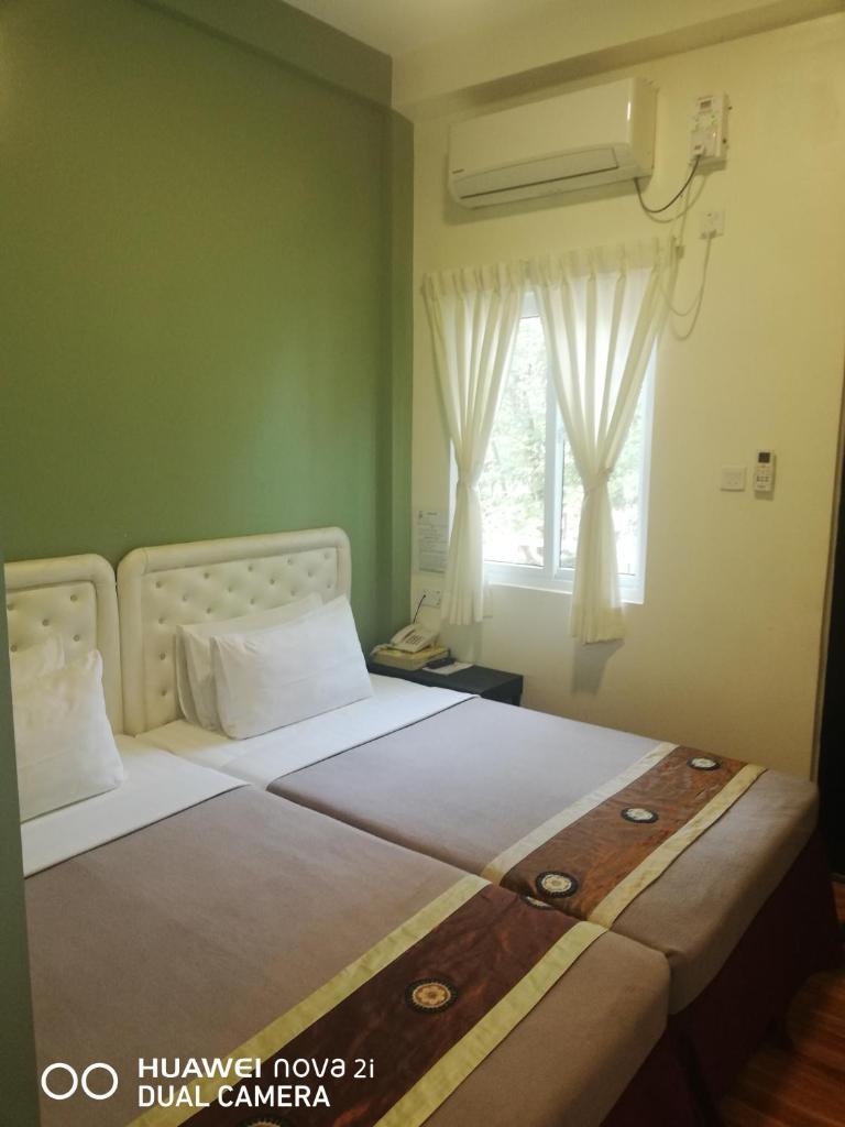 Supreme Hotel Yangon photo 4