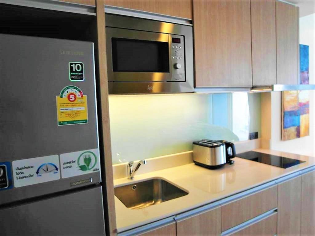 The Cliff sea & pool views studio apartment Pratumnak Pattaya photo 4